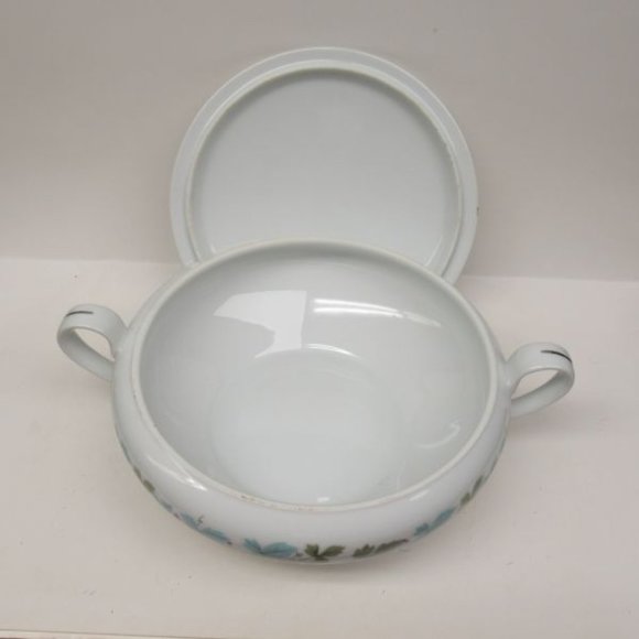 Vintage FINE CHINA Japan 6701 Two-Handled Vegetable Bowl with Lid - Picture 4 of 5